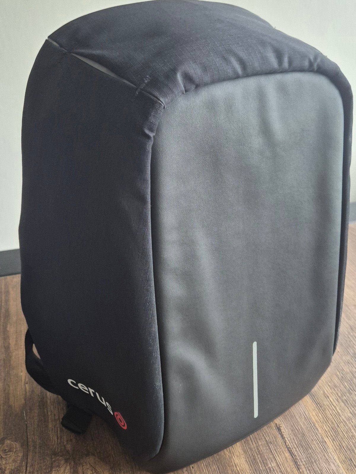 XD Design Rugzak Zwart, 25 tot 40 cm, Zo goed als nieuw, 30 tot 45 cm, Ophalen