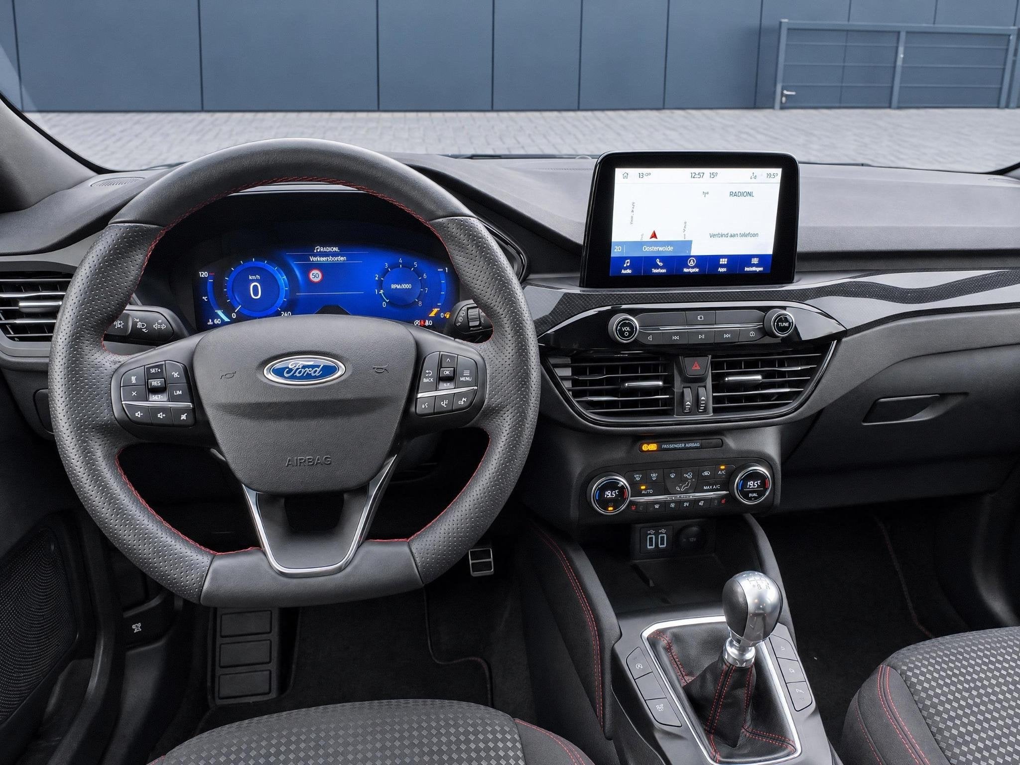 Ford Kuga 1.5 EcoBoost ST-Line X | Incl. 12 maanden Garantie, Auto's, Voorwielaandrijving, Wit, Bedrijf, Handgeschakeld