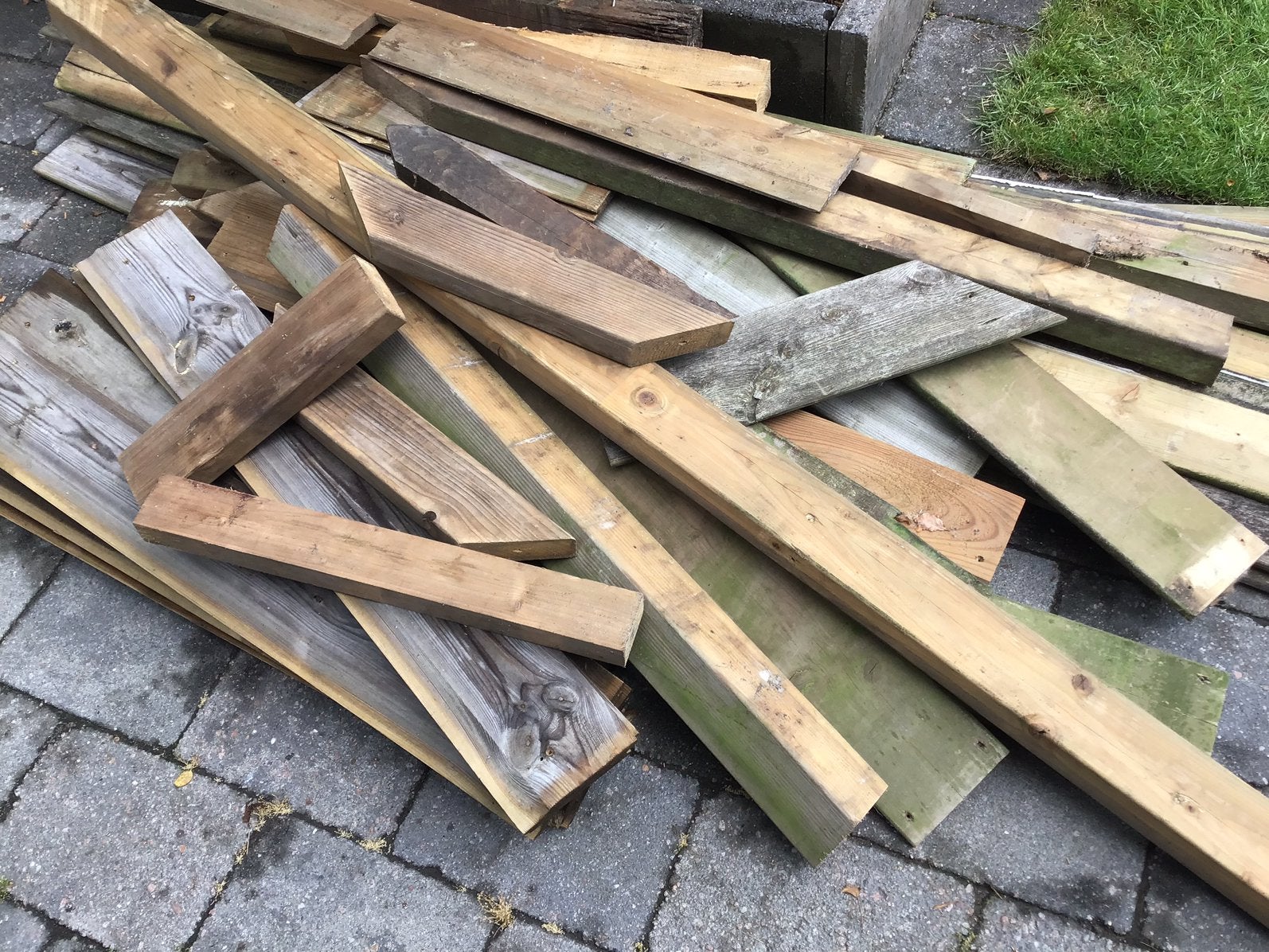Hout gratis afvte halen, Ophalen, Gebruikt, 180 tot 250 cm, Planken