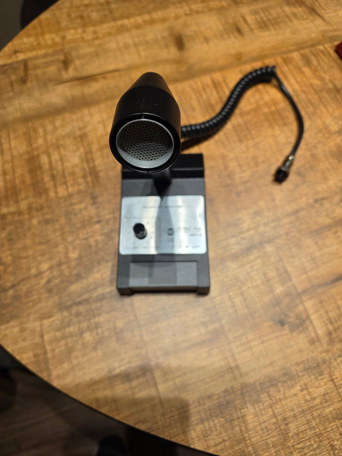 zetagi mb plus 4 tafel microfoon, Telecommunicatie, Ophalen of Verzenden, Zo goed als nieuw