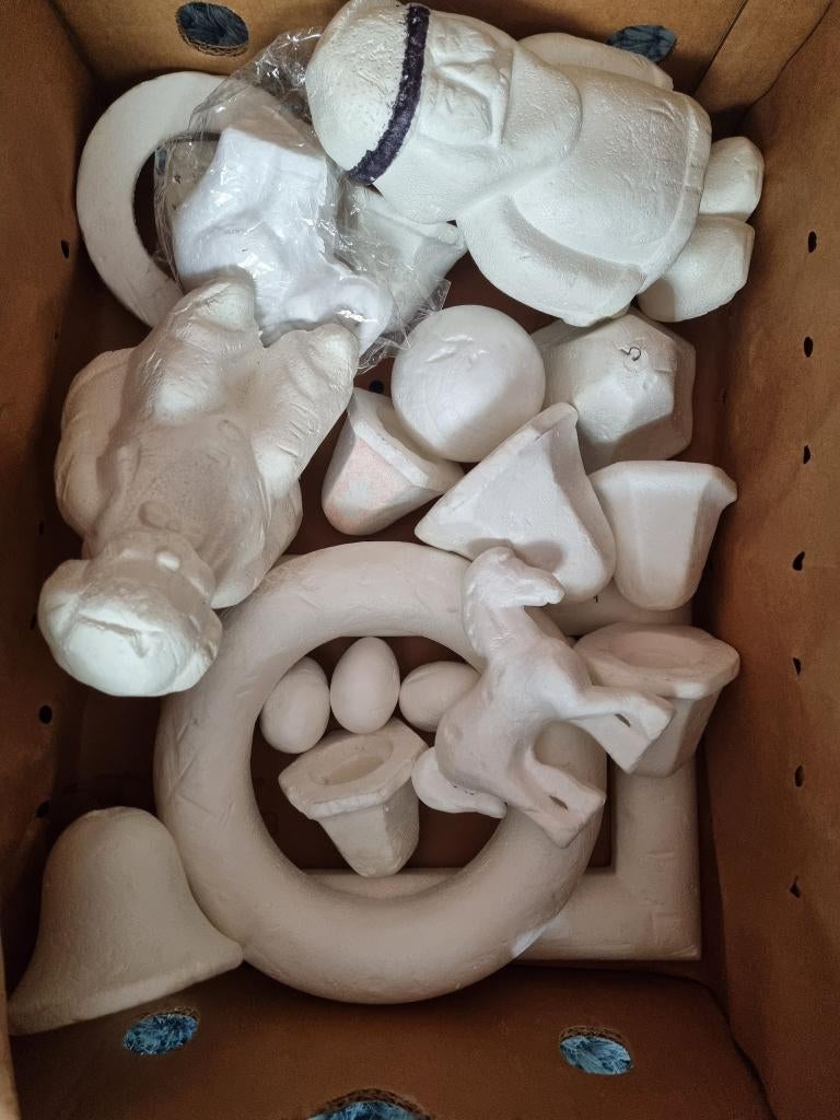 piepschuim figuren clown paard olifant klokje krans kerstman, Hobby en Vrije tijd, Knutselen, Zo goed als nieuw, Knutselmateriaal