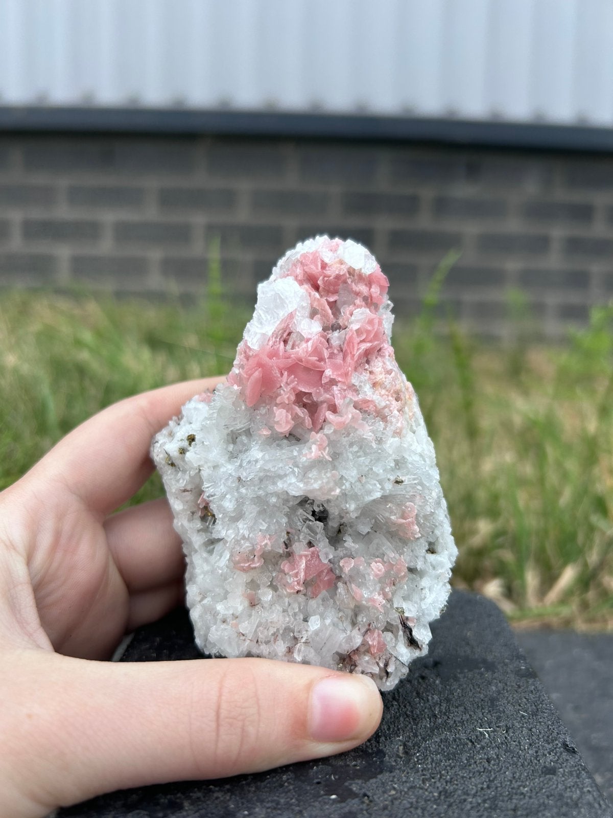 Rhodoniet met mangano calciet en Gelaniet, Ophalen, Mineraal