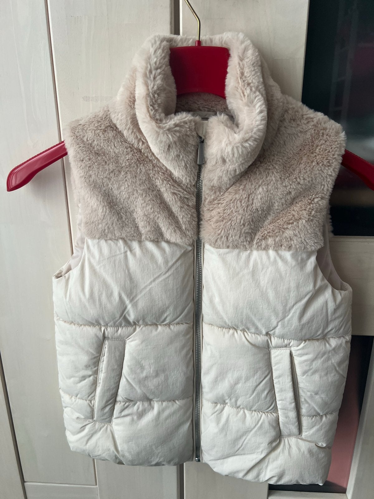 ONLY bodywarmer maat 146 met teddy voering, Kinderen en Baby's, Ophalen of Verzenden, Zo goed als nieuw, Meisje, Jas