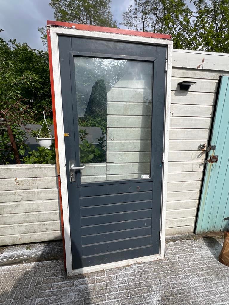 Gebruikte achterdeur met hardhouten kozijn en dubbel glas, Doe-het-zelf en Verbouw, Gebruikt, 215 cm of meer, Buitendeur, Hout
