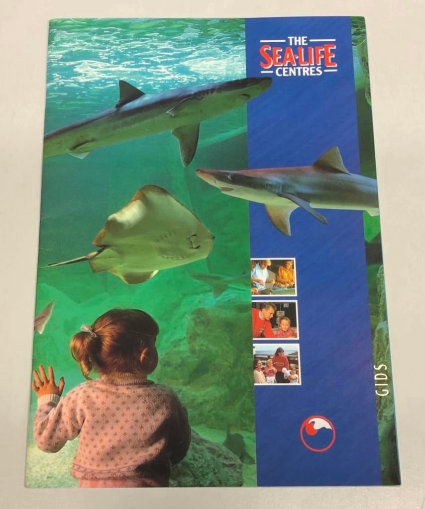 THE SEA-LIFE CENTRES SCHEVENINGEN SOUVENIR GUIDE, Ophalen of Verzenden, Zo goed als nieuw