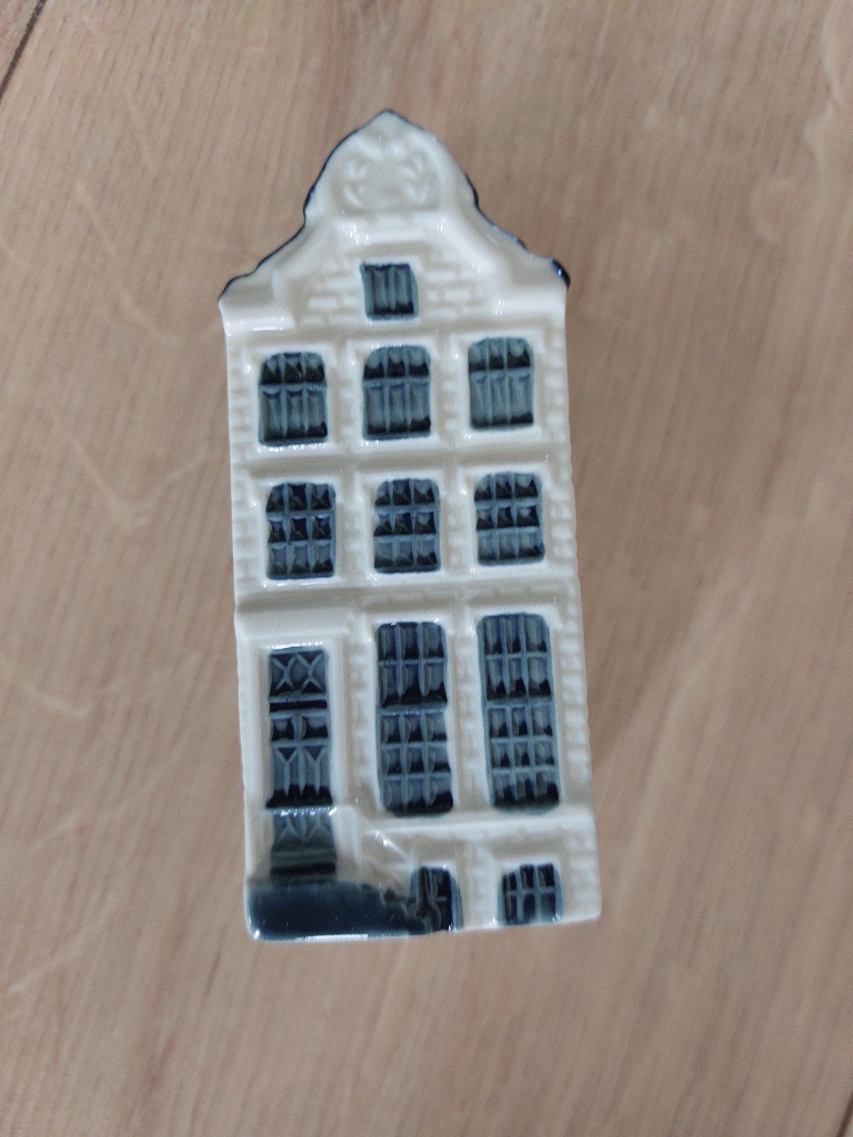 KLM BOLS Delfts Blauw huisje nummer 62 - Gevuld, Verzamelen, KLM Huisjes, Ophalen of Verzenden, Zo goed als nieuw, 61 t/m 80, Gevuld