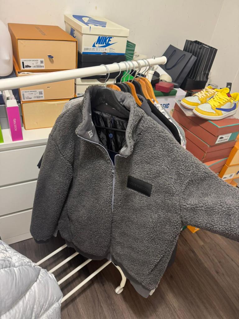 Louis Vuitton Jacket Grey, Kleding | Heren, Ophalen of Verzenden, Nieuw, Grijs