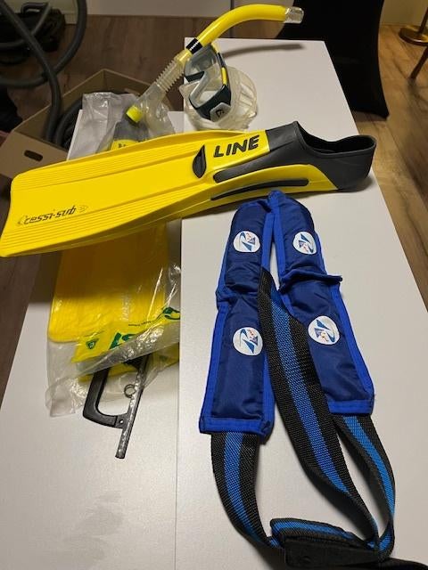 Duikbril, zwemvliezen en lood., Watersport en Boten, Snorkelen, Ophalen, Zo goed als nieuw, Snorkel-accessoires