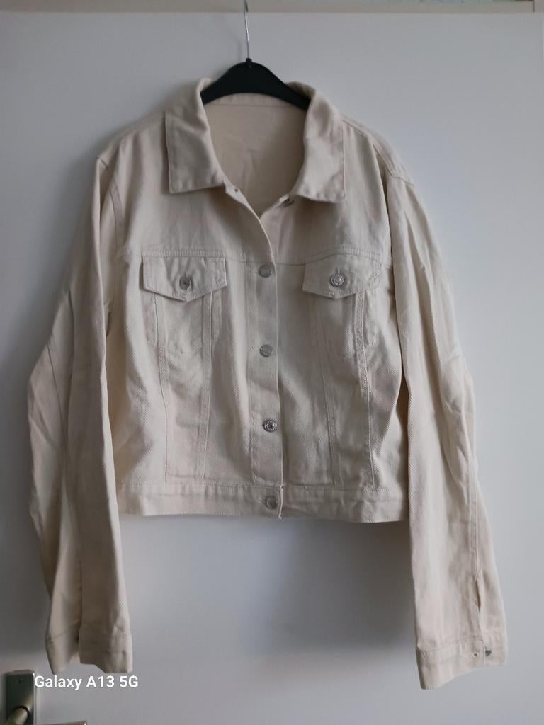 Jasje, Verzenden, Beige, Maat 46/48 (XL) of groter, Nieuw