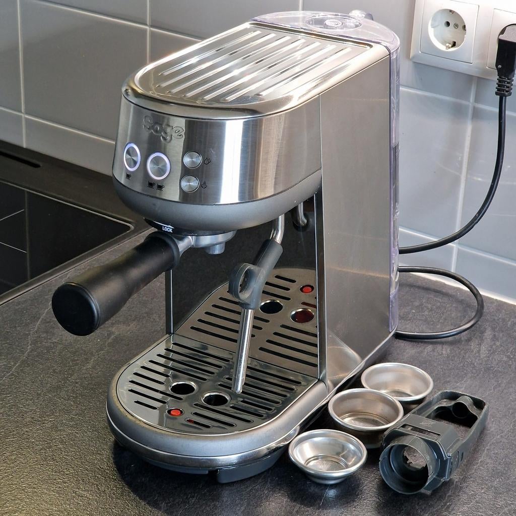 Sage The Bambino RVS koffiemachine met accessoires, Witgoed en Apparatuur, Koffiezetapparaten, 10 kopjes of meer, Koffiemachine