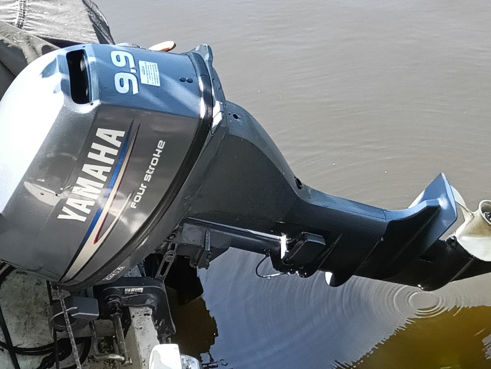 Yamaha F9.9CE Buitenboordmotor - 9.9 PK Viertakt, Watersport en Boten, Buiten- en Binnenboordmotoren, Ophalen, Gebruikt, 5 tot 10 pk