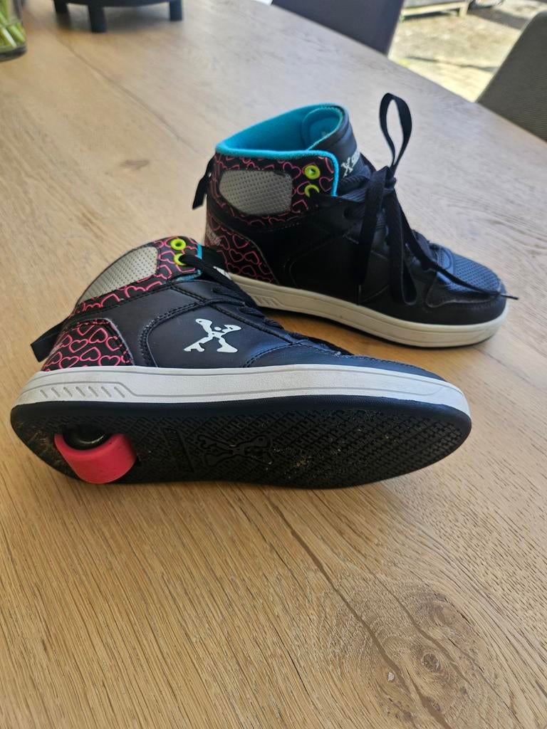 Mooie Hylees rolschoenen maat 36,5 - Zo goed als nieuw!, Ophalen, Meisje, Hylees, Schoenen