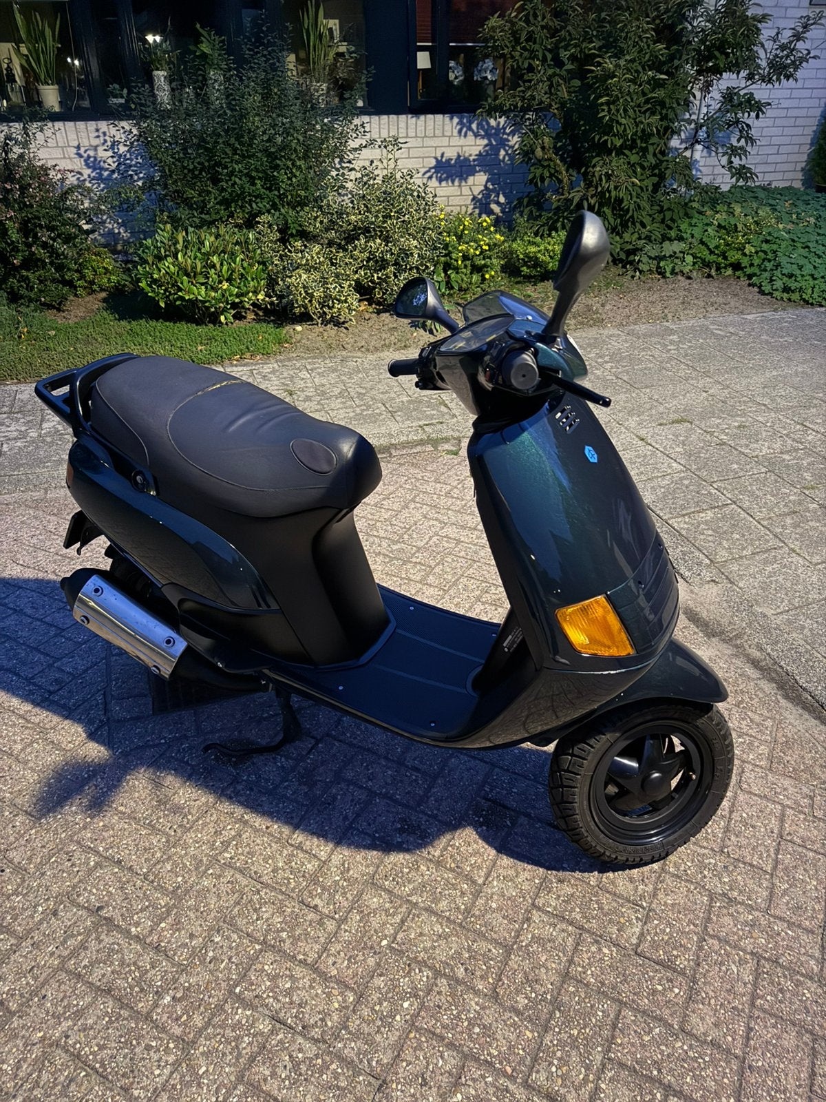 Piaggio skr 183cc A1, Fietsen en Brommers, Ophalen, Tweetakt, Overige modellen, Zo goed als nieuw