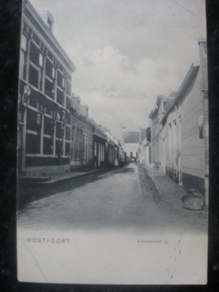 Ansichtkaart : Montfoort Keizerstraat - Ongelopen kaart., Ophalen of Verzenden, 1920 tot 1940, Ongelopen, Utrecht