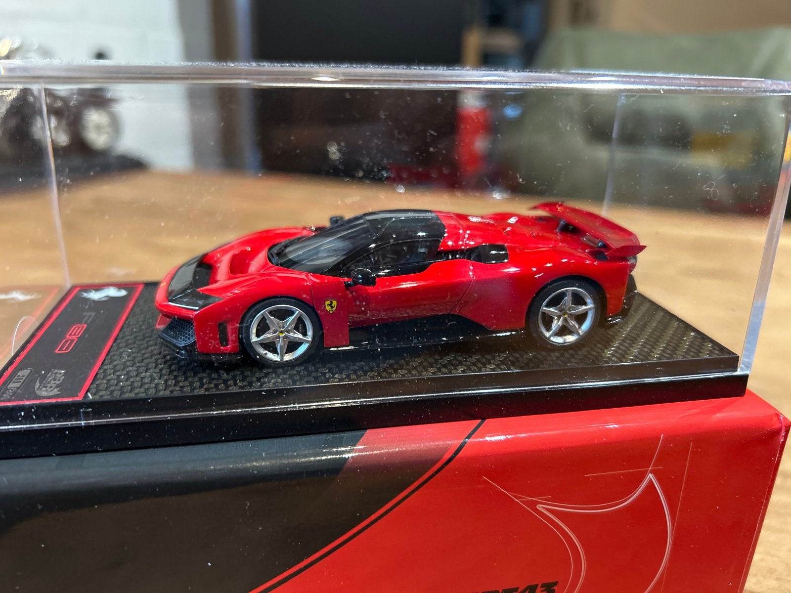 Ferrari F80 Rosso Corsa Schaal 1:43 BBR Modelauto, Hobby en Vrije tijd, Ophalen of Verzenden, Nieuw, Auto, Overige merken