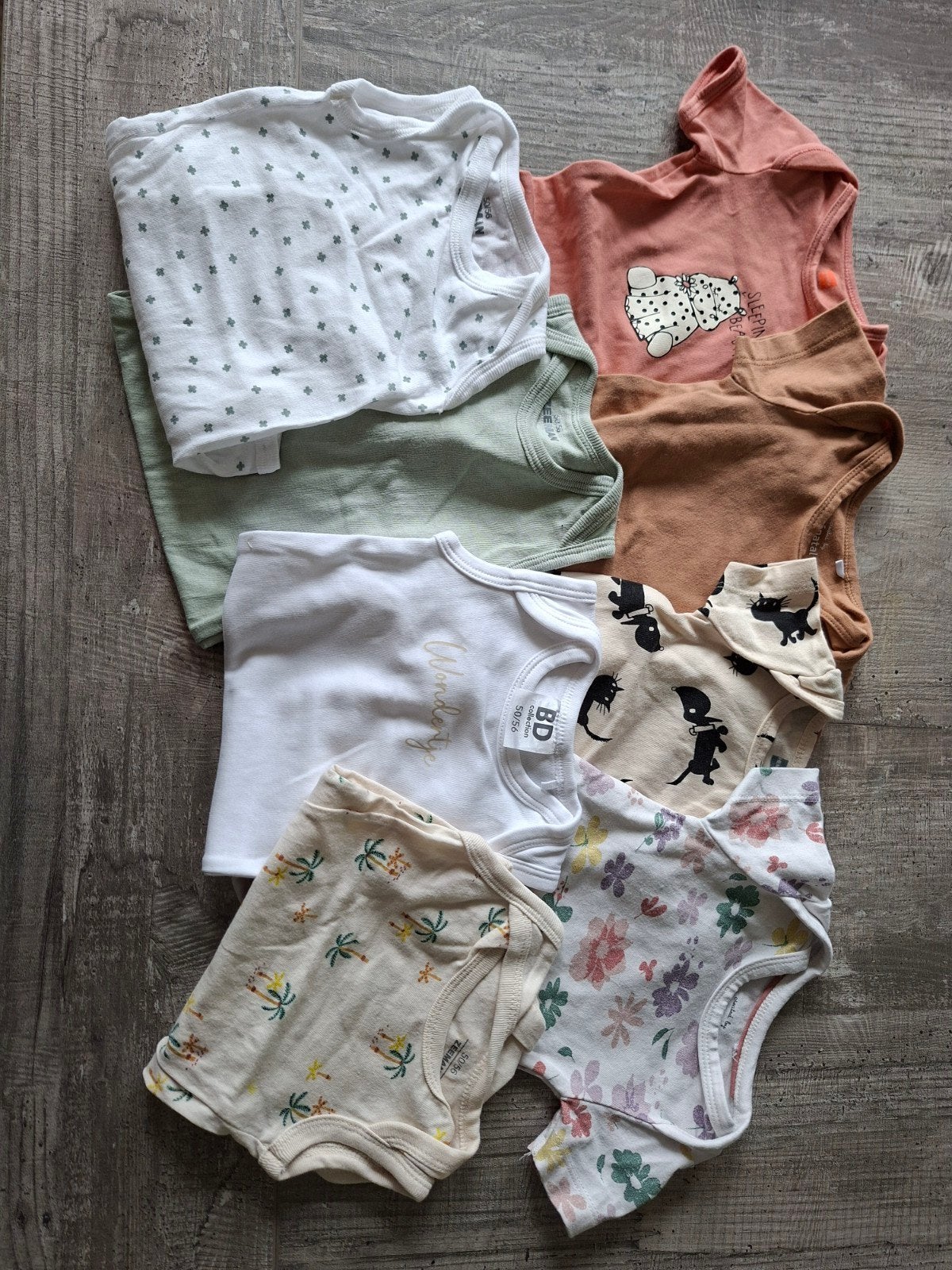 8 nieuwe korte mouw rompers meisjes 50/56, Ophalen of Verzenden, Nieuw, Meisje, Nacht- of Onderkleding