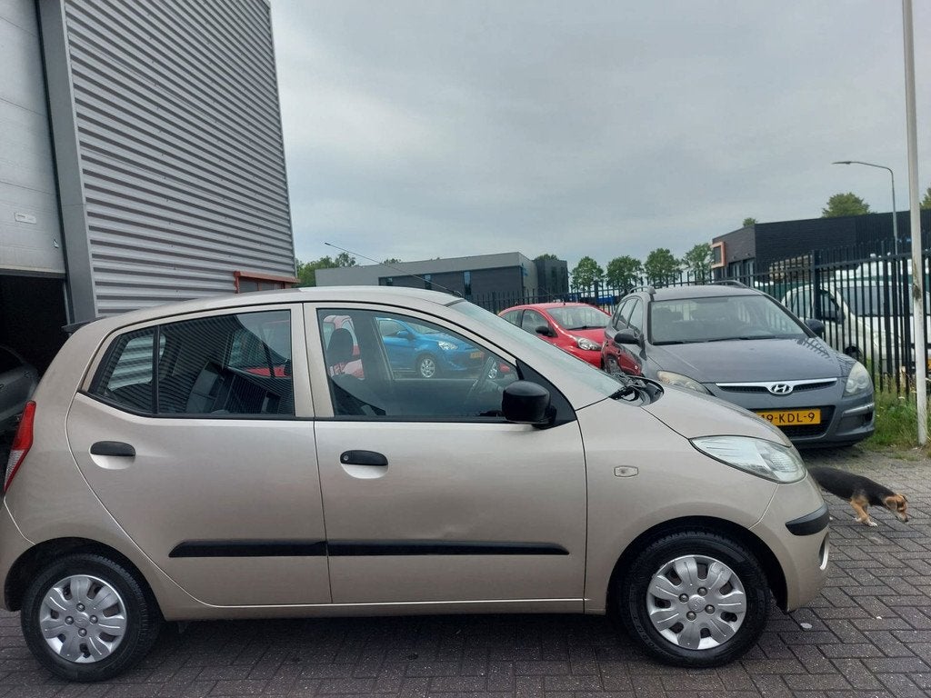 Hyundai I10 5 deurs + geregelde airco 1.1 Active Cool, Voorwielaandrijving, Stof, Gebruikt, 31 €/maand