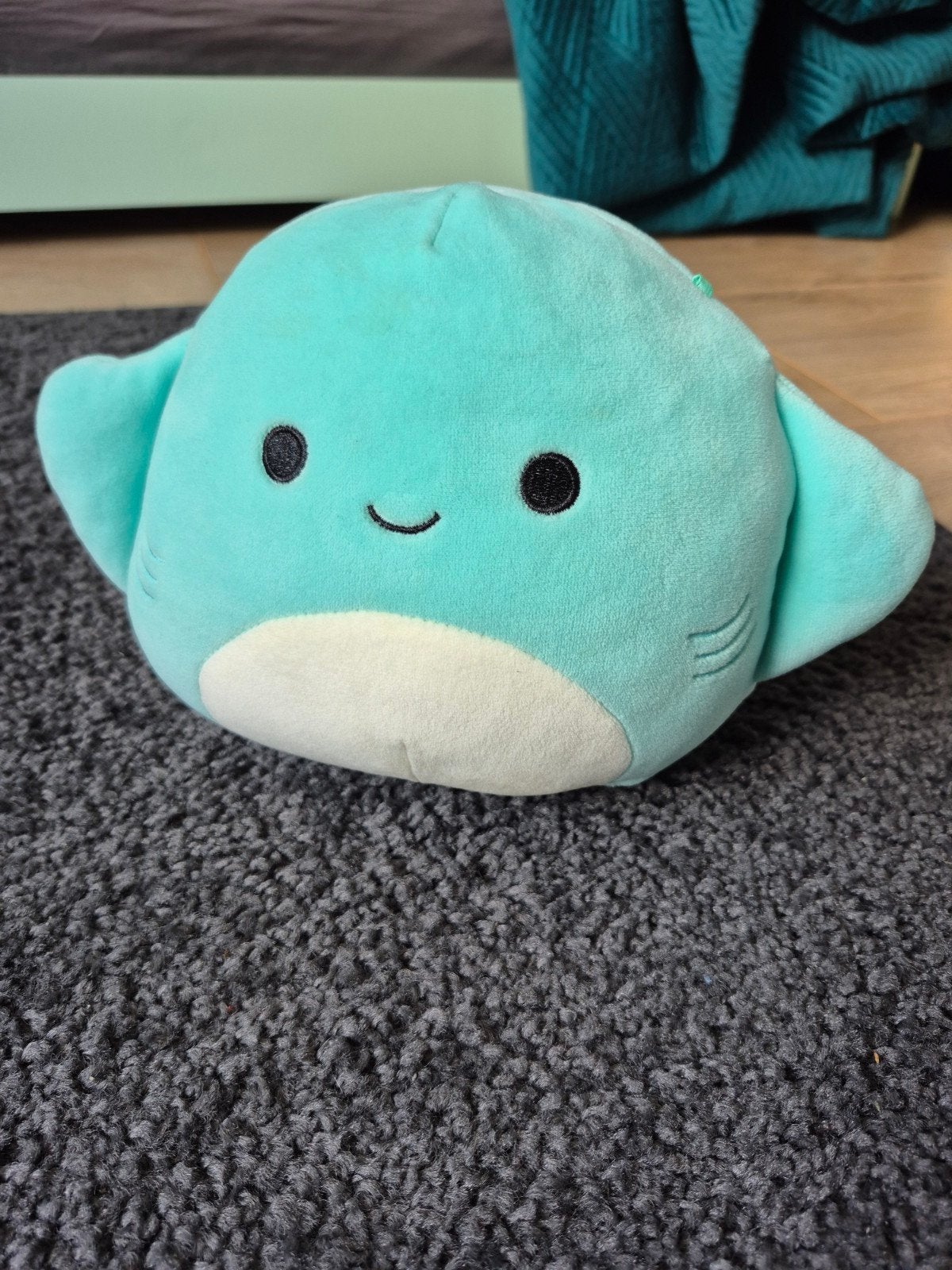 Squishmallow Maggie de Pijlstaartrog, Overige karakters, Overige typen, Blauw, Ophalen of Verzenden
