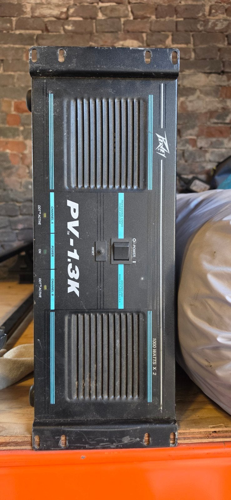 peavey 1.3k versterker, Muziek en Instrumenten, Ophalen, Gebruikt, 100 watt of meer