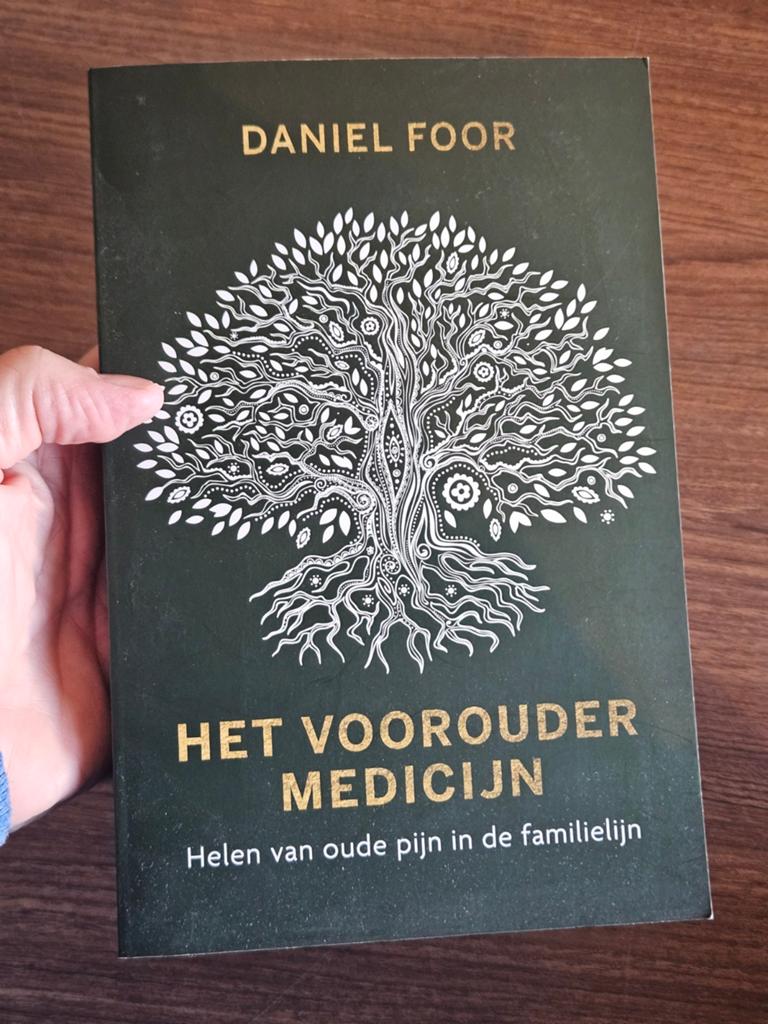 Daniel Foor - Het vooroudermedicijn, Gelezen, Achtergrond en Informatie, Daniel Foor, Ophalen of Verzenden