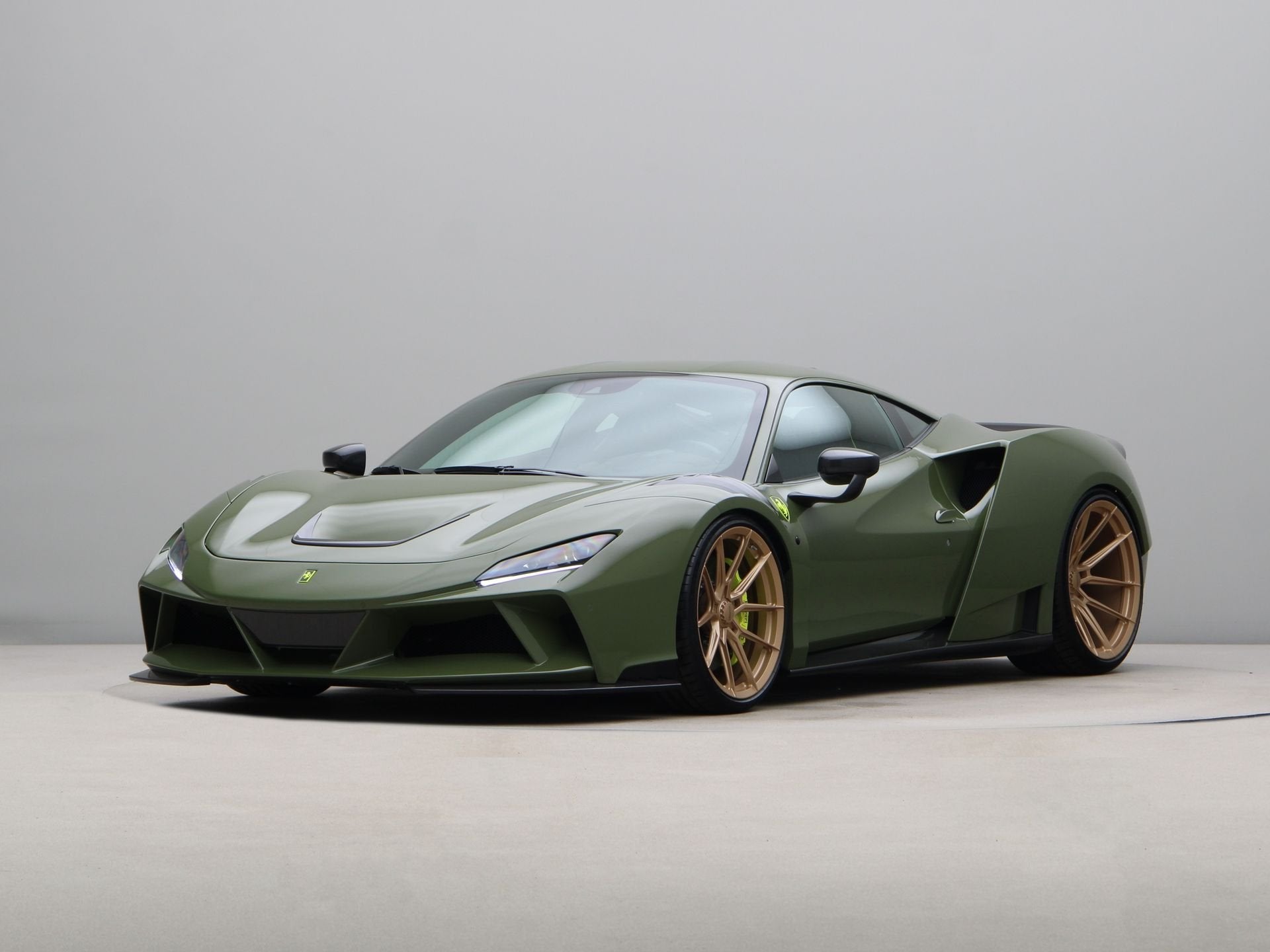 Ferrari F8 Tributo Novitec N-Largo Tailor Made 1 of 15, Automaat, 12 maanden, Achterwielaandrijving, Gebruikt
