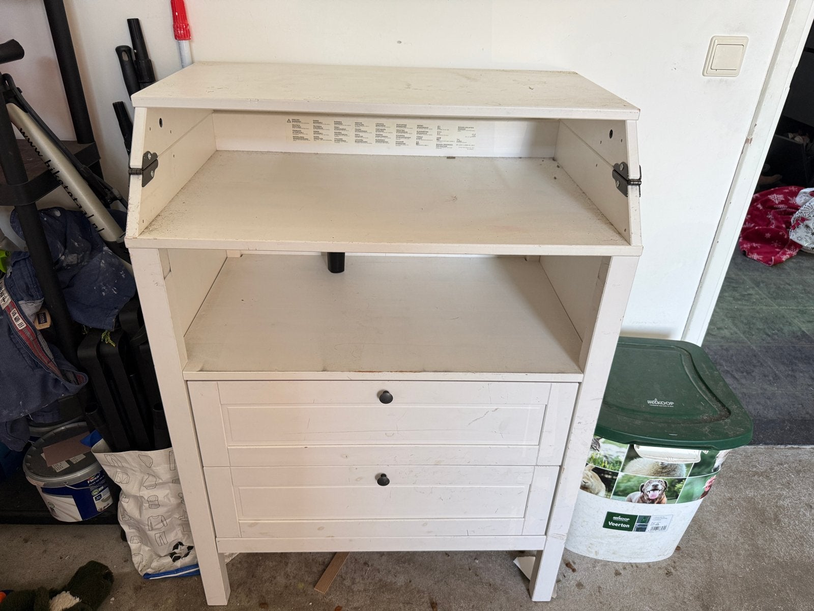 Gratis ad te halen witte commode met lades, Kinderen en Baby's, Kinderkamer | Commodes en Kasten, Ophalen, Gebruikt, 50 tot 70 cm