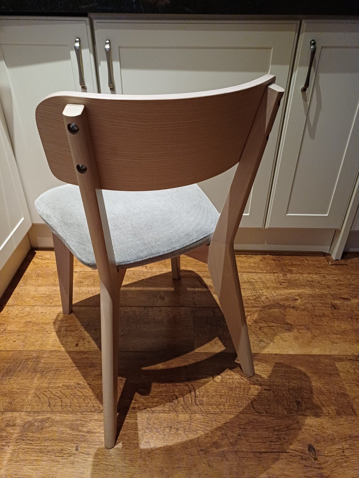 Stoel IKEA Lisabo, Huis en Inrichting, Stoelen, Ophalen, Overige kleuren, Zo goed als nieuw, Eén