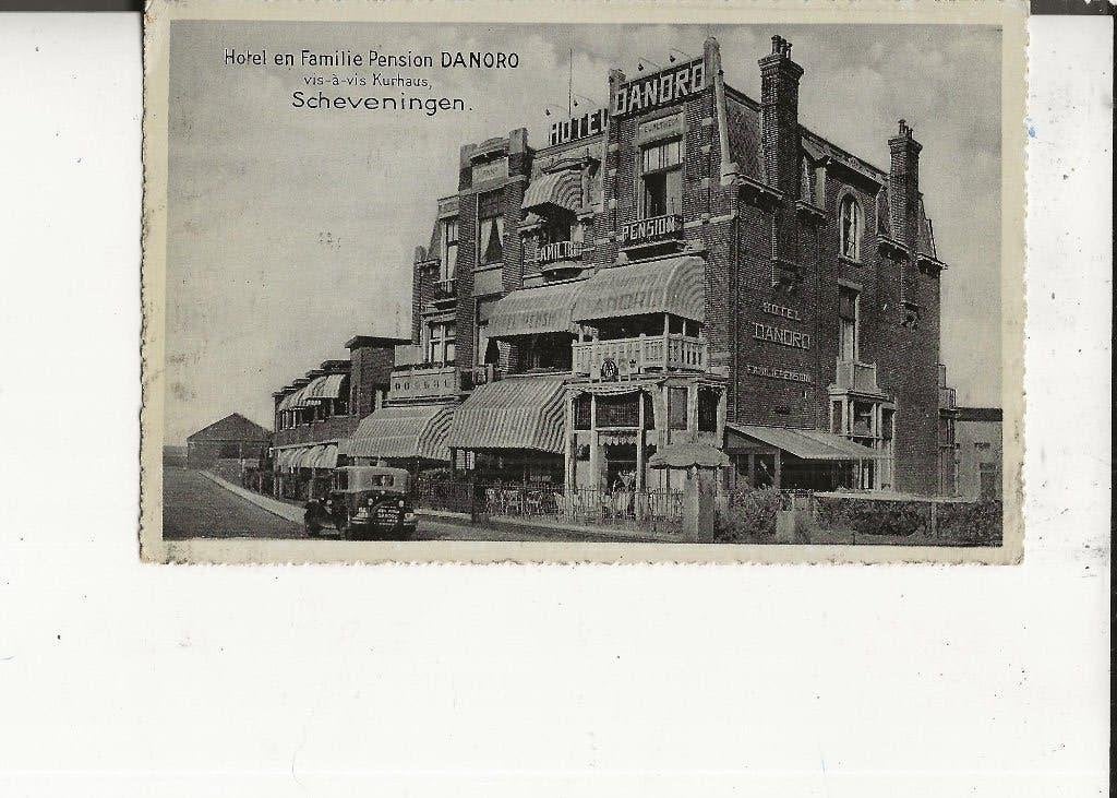 Scheveningen Badhuisweg Familie Pension Danoro met Ford, Ophalen of Verzenden, 1920 tot 1940, Ongelopen, Zuid-Holland