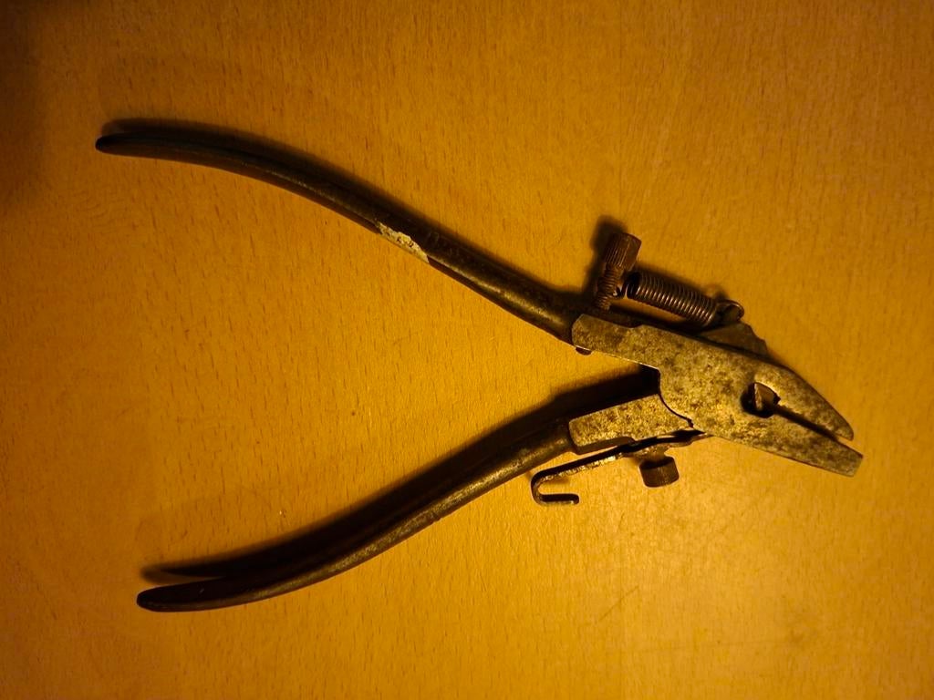 Antieke zaagklem / zaagzetter - SICO, Ophalen of Verzenden, Gebruikt
