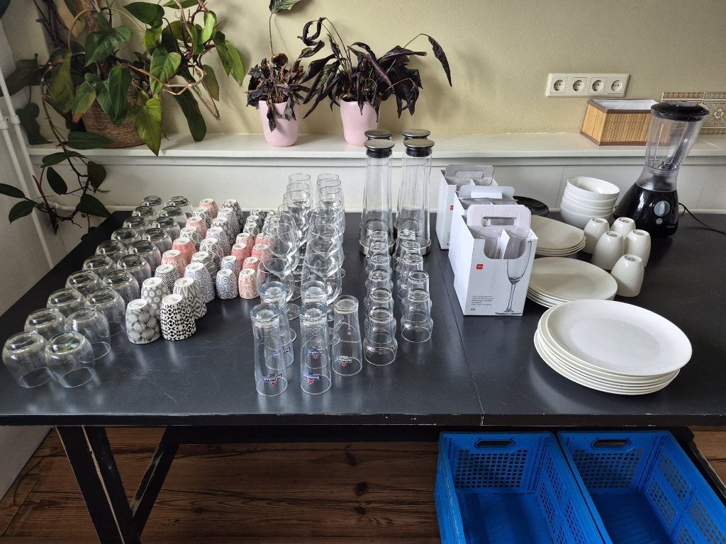 Complete horeca inventaris: glazen, servies, keukenspullen, Ophalen, Gebruikt, Overige merken, Glas
