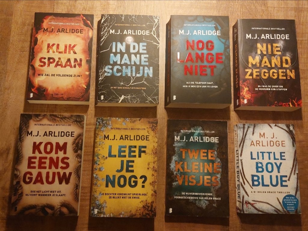 Boeken Helen Grace-serie (M.J. Arlidge), Ophalen of Verzenden, Zo goed als nieuw, M.J. Arlidge