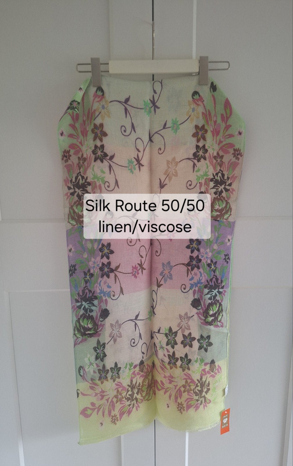 Pastel kleurrijke sjaal 50/50 linnen/viscose van Silk Route, Nieuw, Ophalen of Verzenden, Sjaal, Maat 46/48 (XL) of groter