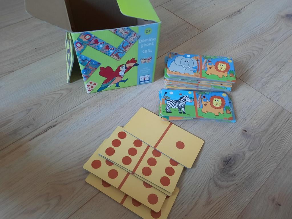Domino voor de kleintjes met plaatjes en echt als domino, Ophalen of Verzenden, Zo goed als nieuw