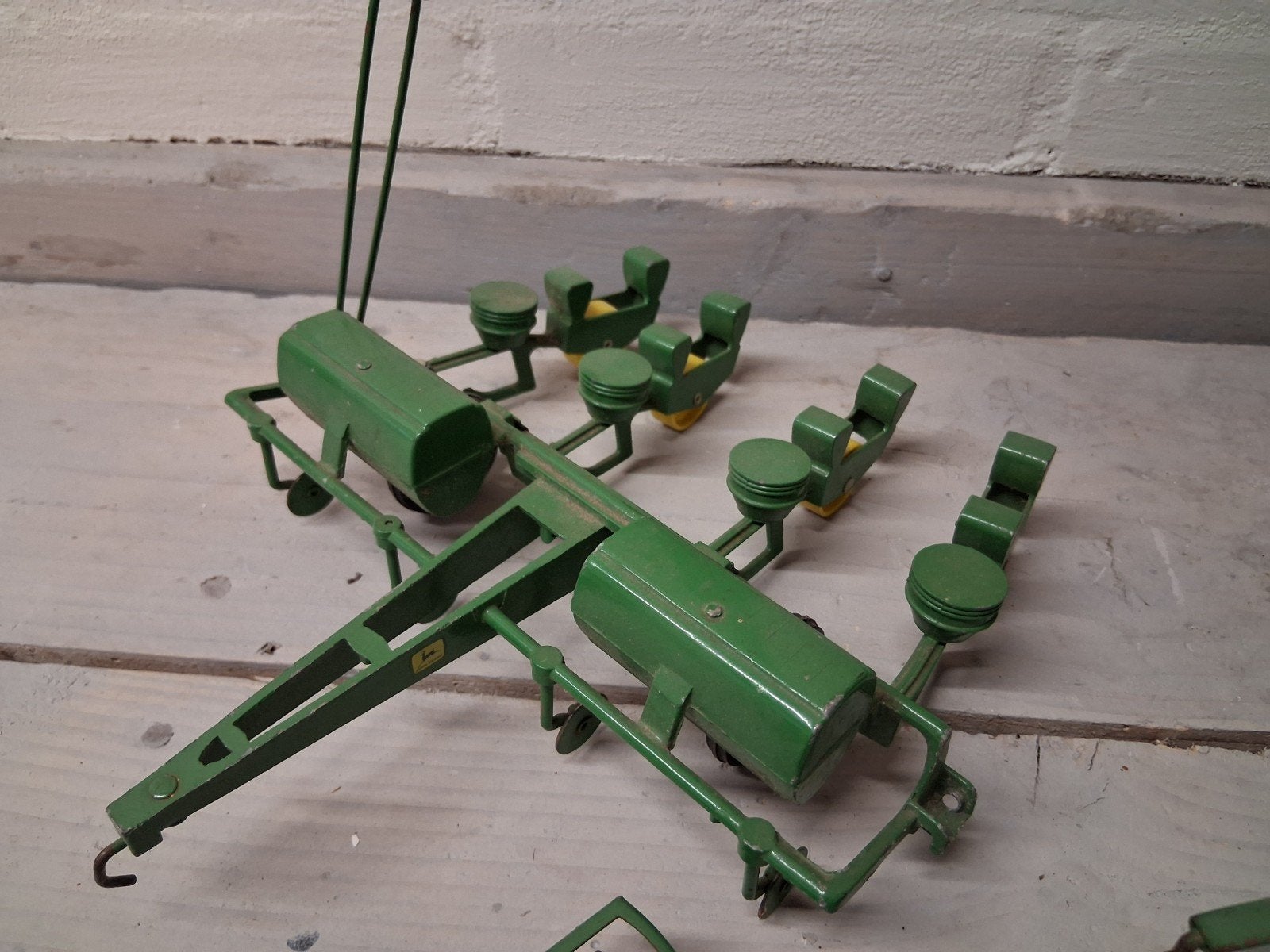 vintage John Deere 4-rijen zaaimachine 1:16, Ophalen of Verzenden, Overige typen, ERTL