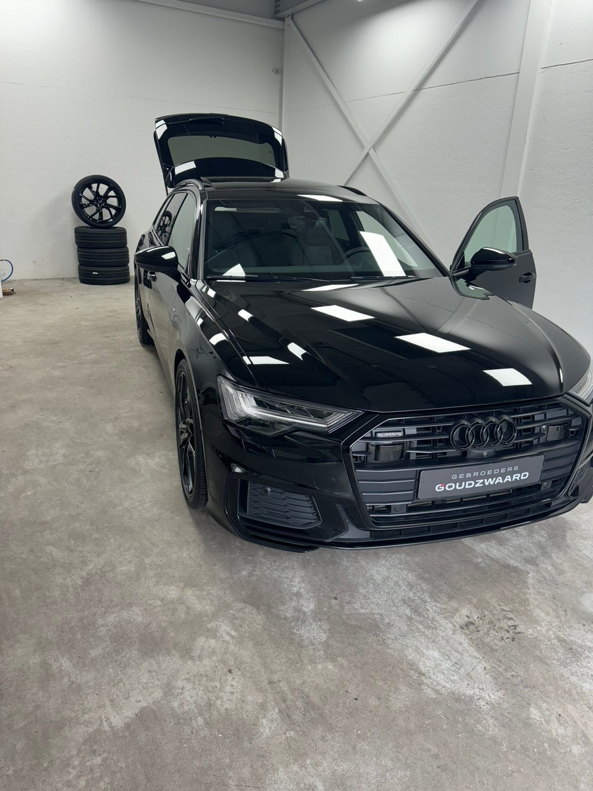 Audi A6 55 Tfsi e Quattro 367pk S Tronic 2021 Zwart, Auto's, Automaat, Verwarmde buitenspiegels, Zwart, 4 cilinders
