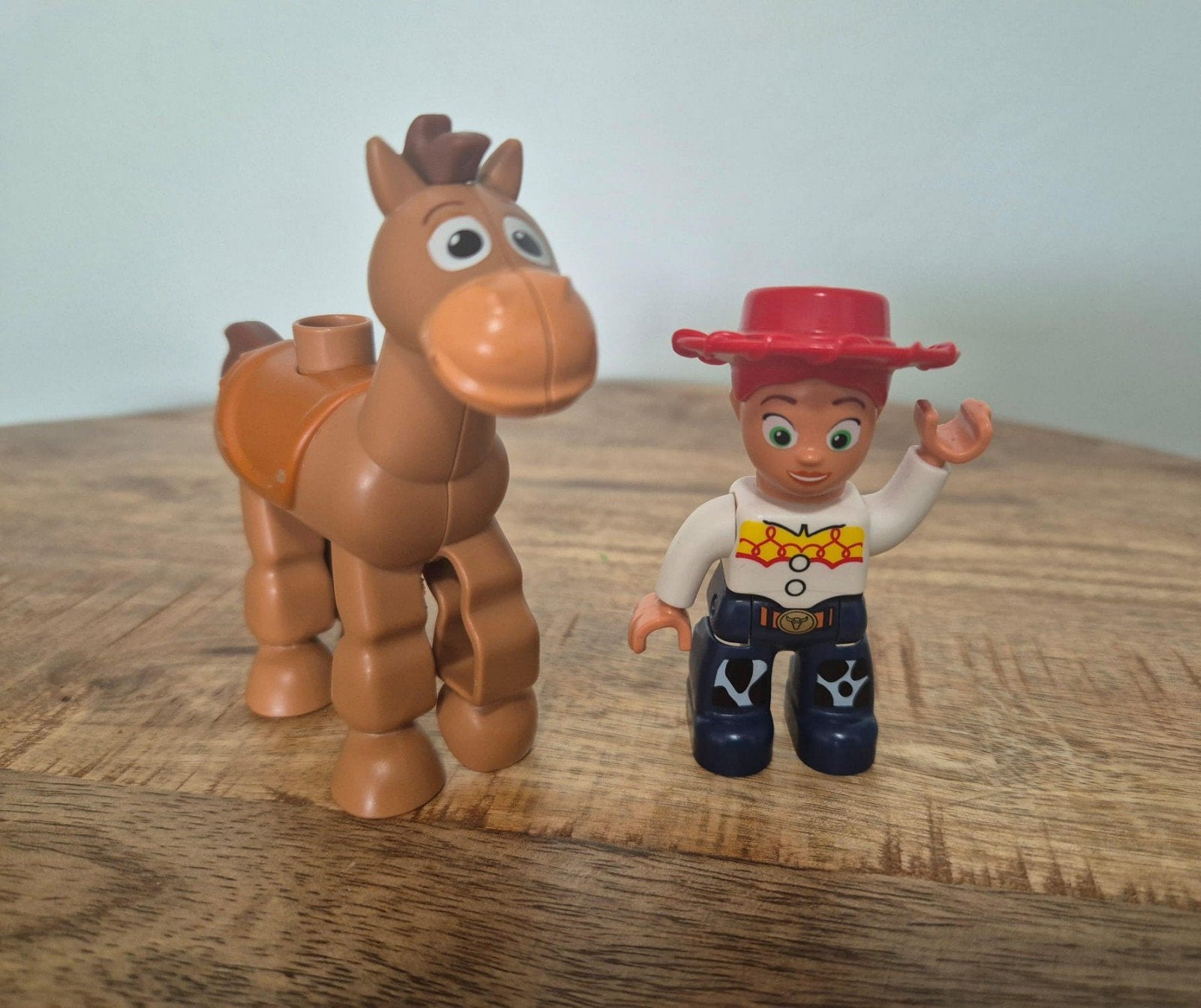 LEGO DUPLO Toy Story Jessie & paard, Inclusief minifiguren, Gebruikt, Ophalen of Verzenden, Minifiguur