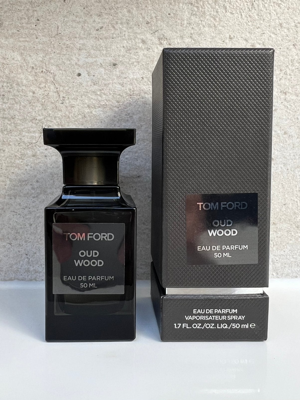 Tom Ford Oud Wood, Sieraden, Tassen en Uiterlijk, Ophalen, Zo goed als nieuw