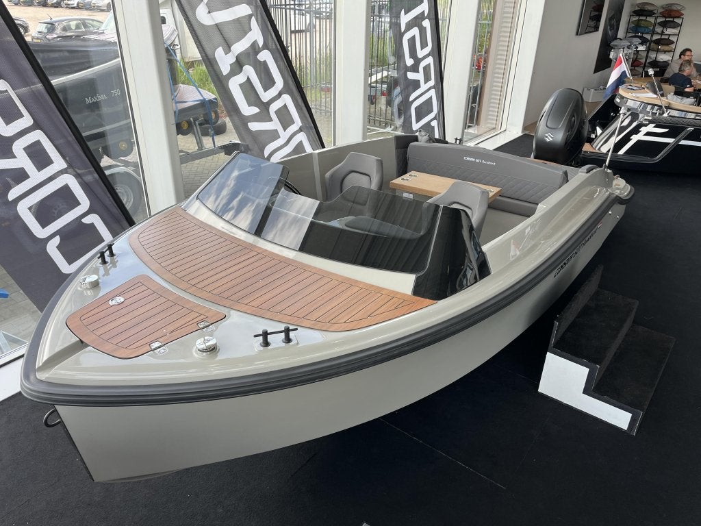 Corsiva 607 Runabout + 115pk Suzuki DIRECT VAARKLAAR, Overige merken, 6 m, 2 m, 0 cm