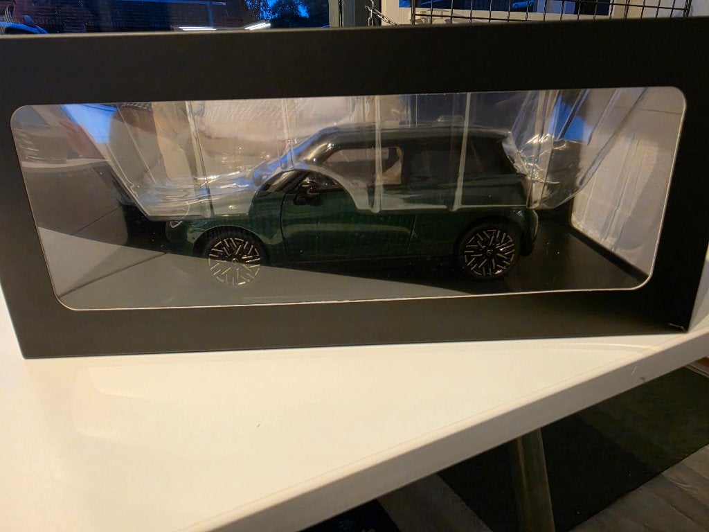 Mini Cooper SE 1/18, Ophalen of Verzenden, Nieuw, Auto, Overige merken
