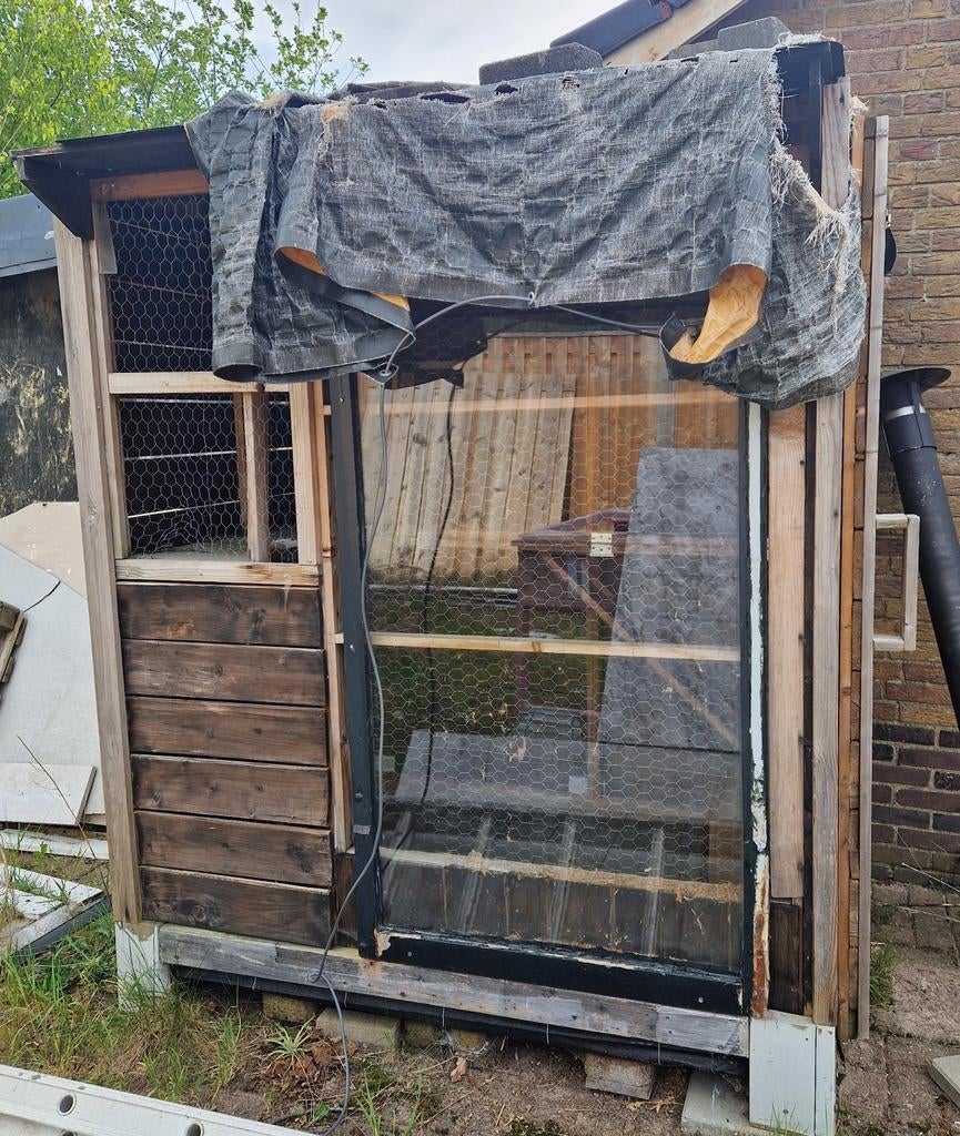 Gratis afhalen, groot konijnenhok, Ophalen, 90 cm of meer, Hok, 110 cm of meer