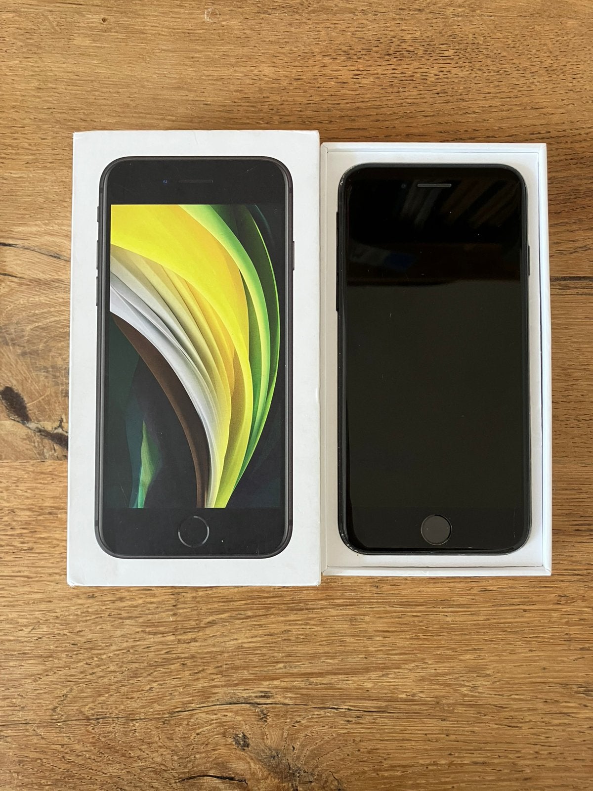 iPhone SE 2020 – 64GB – 100% Batterijconditie, Telecommunicatie, Mobiele telefoons | Apple iPhone, Zwart, Ophalen of Verzenden