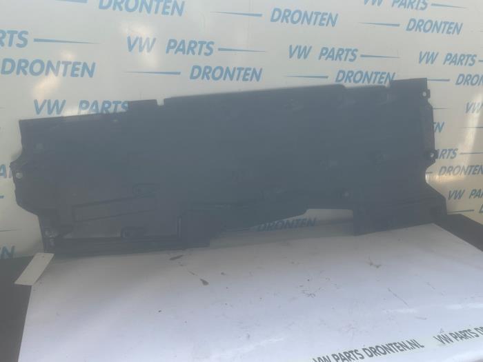 Beschermplaat bodem van een Audi A8, Gebruikt, -, Verzenden, -