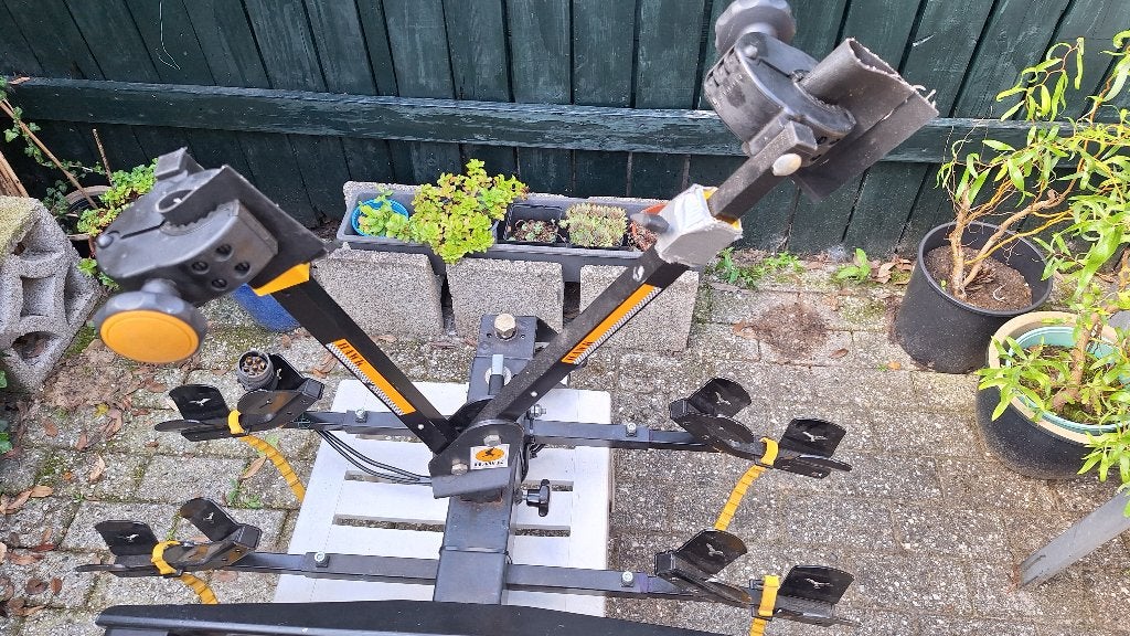 Fietsendrager Hawk, Ophalen, 2 fietsen, Gebruikt, Trekhaakdrager