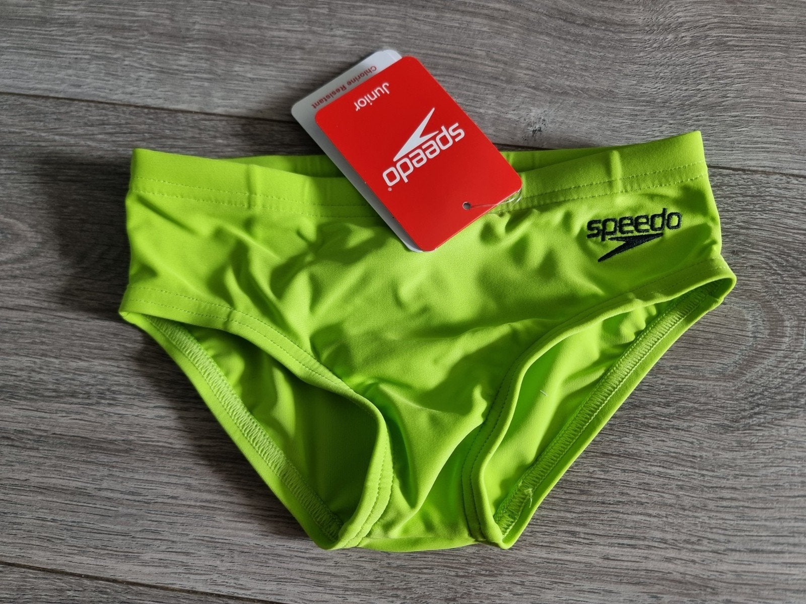 Groen Speedo jongen zwemslip, maat 104, Nieuw (MB5), Ophalen of Verzenden, Nieuw, Jongen, Nacht- of Onderkleding