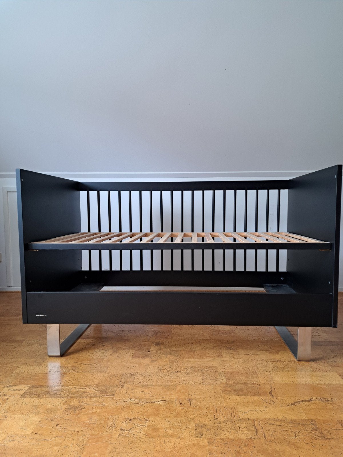 Kidsmill Ledikant Intense II 70x140 Zwart met Aerosleep, Ophalen, Zo goed als nieuw, Ledikant