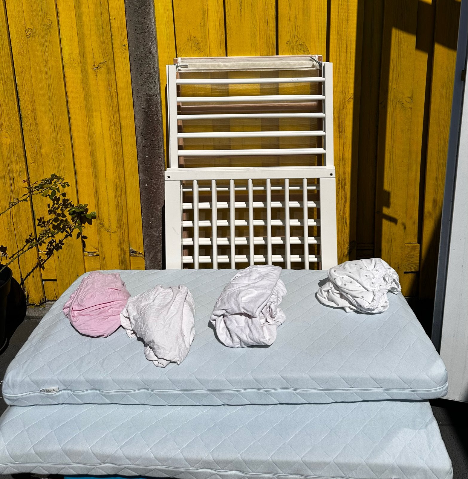 Ikea Gulliver Cot with one Mattress, Ophalen of Verzenden, Gebruikt, Ledikant