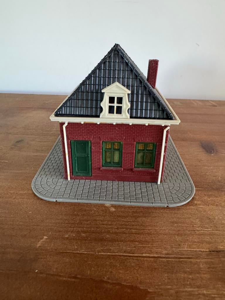 Holland Scale H0 woning huis netjes gebouwd, Overige merken, Gebruikt, Gelijkstroom of Wisselstroom, Brug, Tunnel of Gebouw
