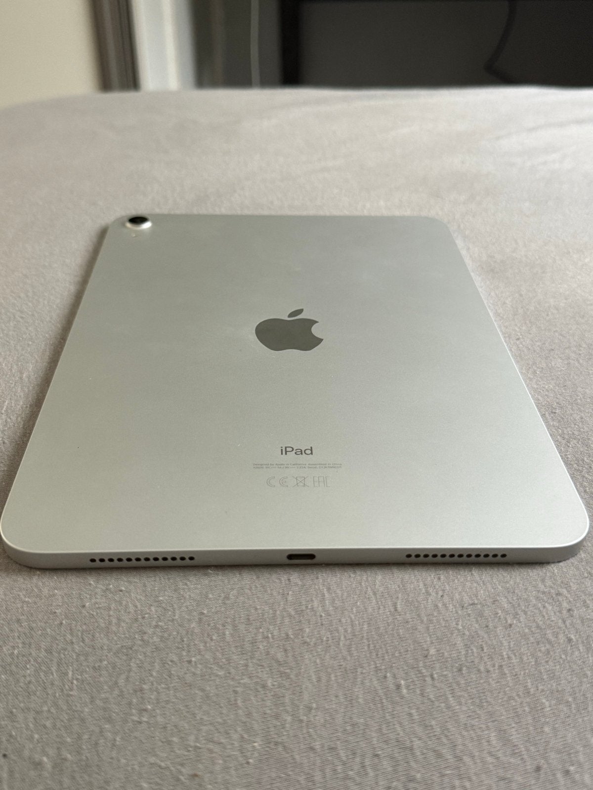Foto 4 van Ipad 10e generatie 64GB WIFI model (2022)