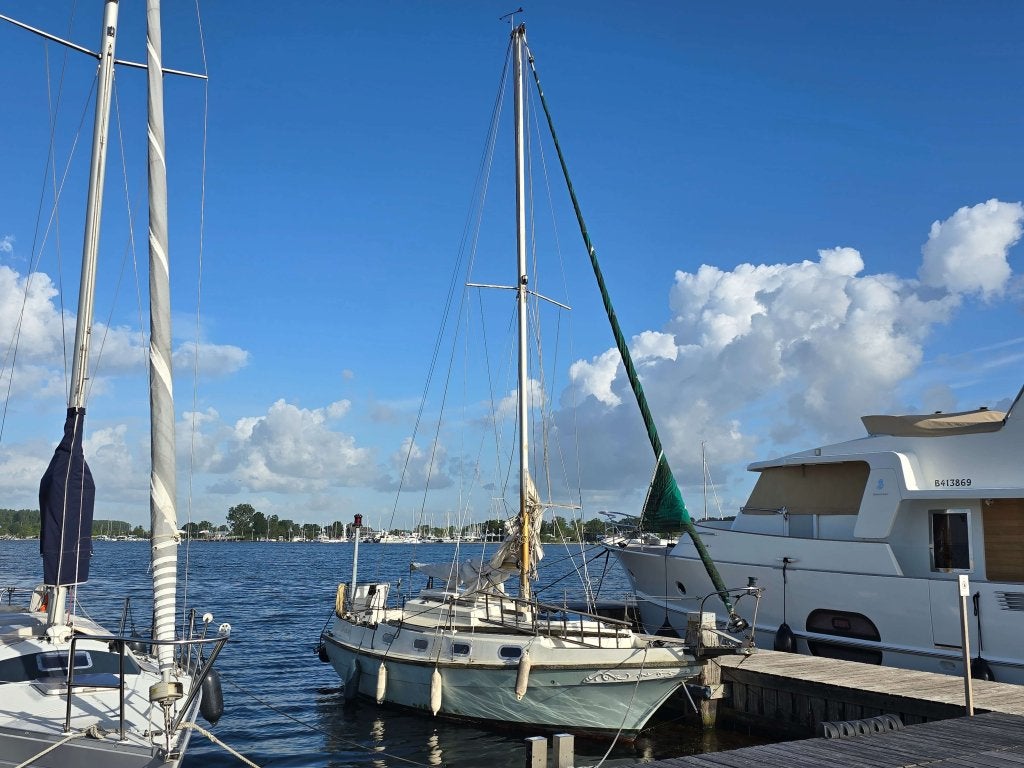 Halcyon CLIPPER 850 kajuitzeiljacht klassieke zeilboot, Watersport en Boten, Gebruikt, Binnenboordmotor, Elektrische start, Ophalen of Verzenden