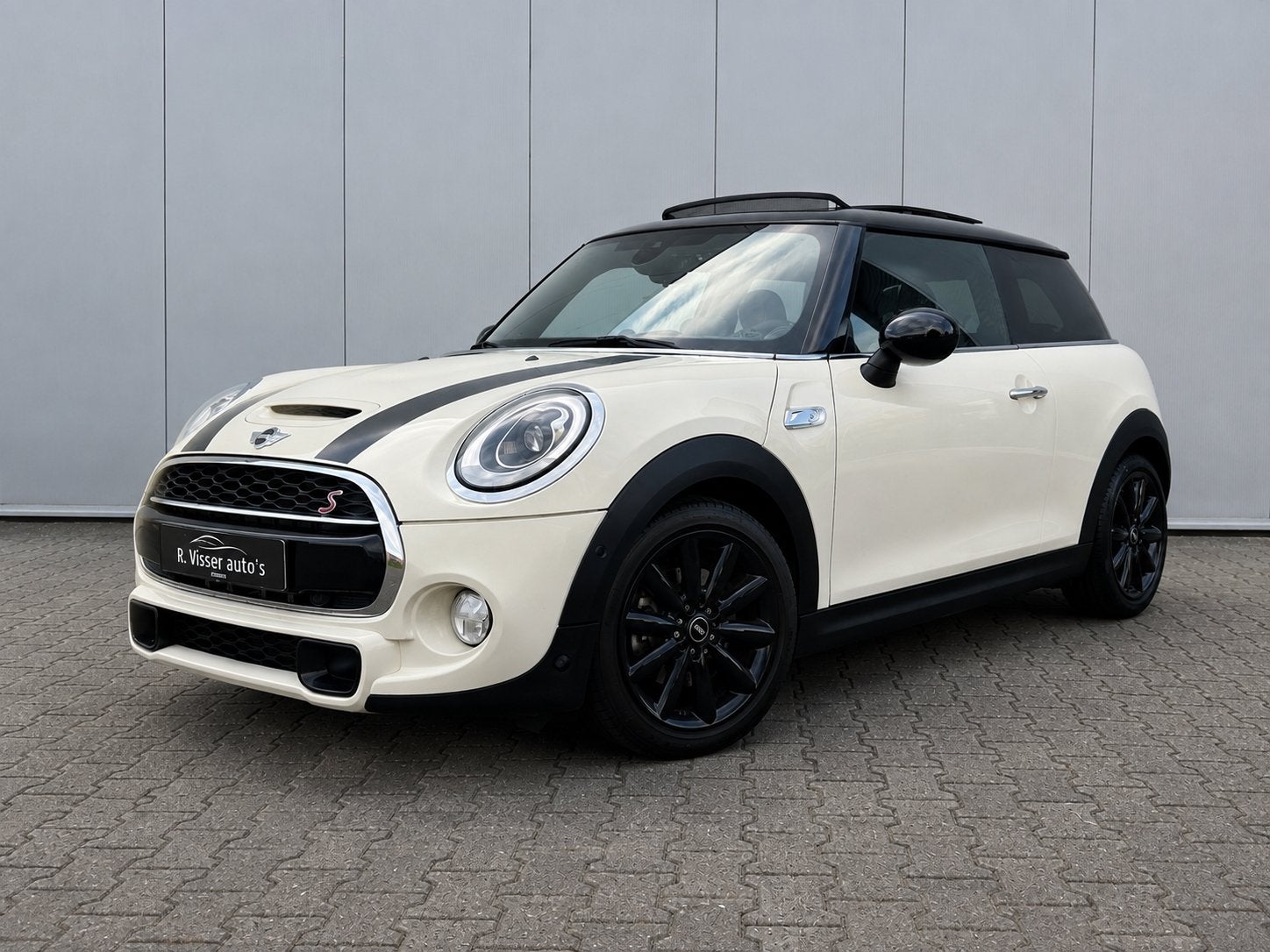 Mini Cooper S 2015 JCW 2.0 Full Option/Pano| H&K/Hub/, Auto's, Mini, Voorwielaandrijving, 1998 cc, Zwart, 4 stoelen
